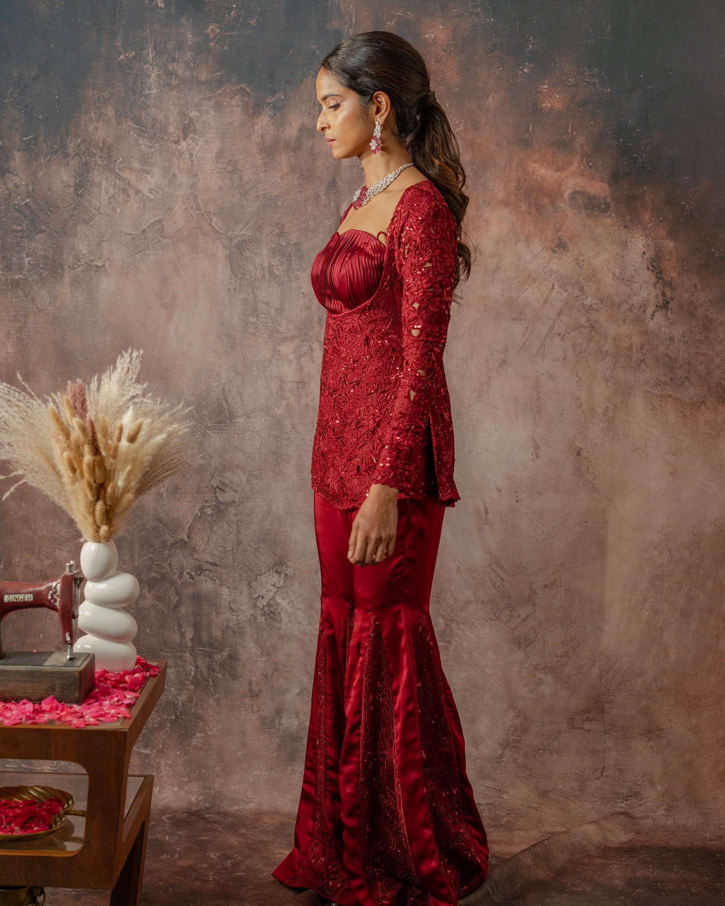 Scarlet garara set
