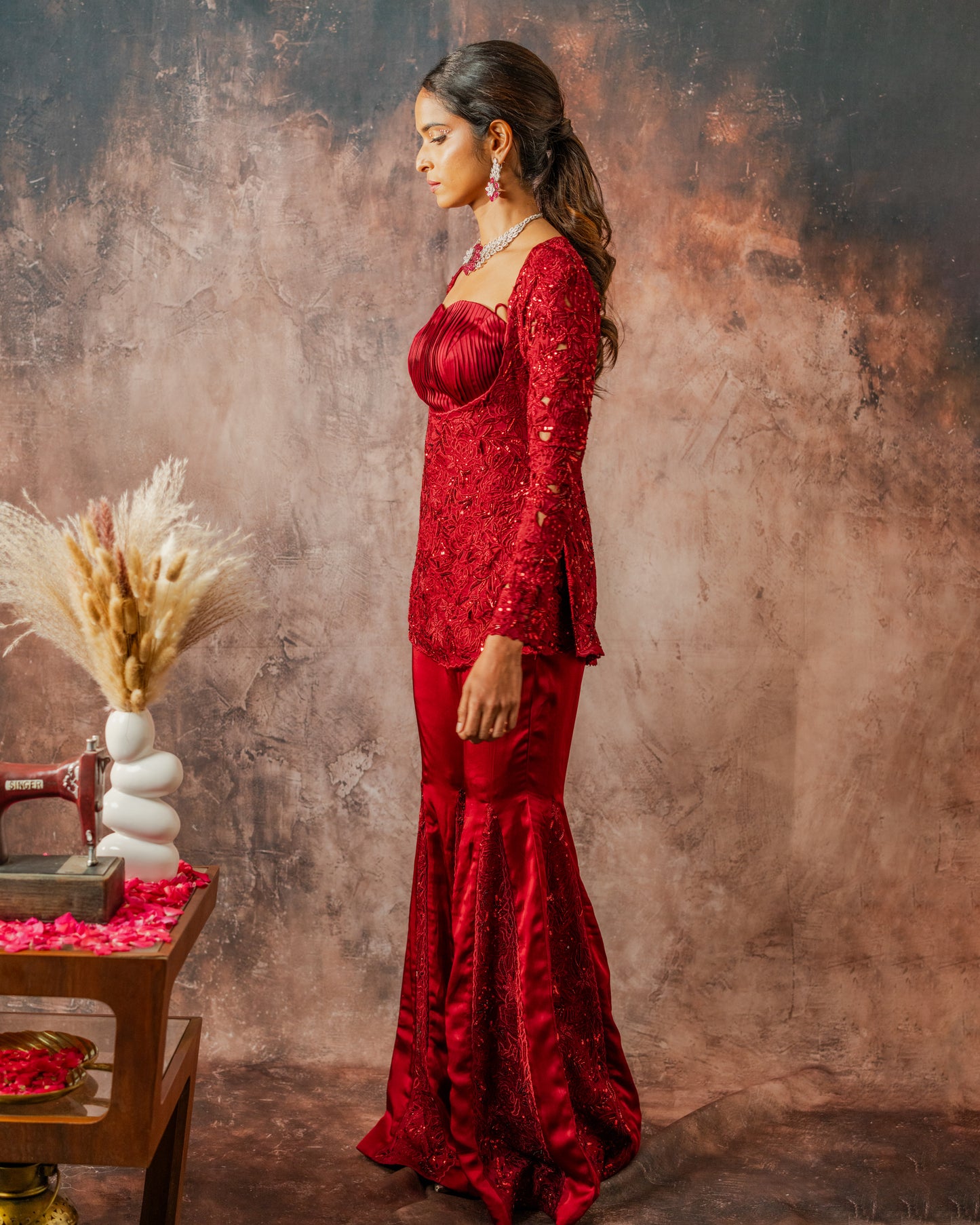 Scarlet garara set