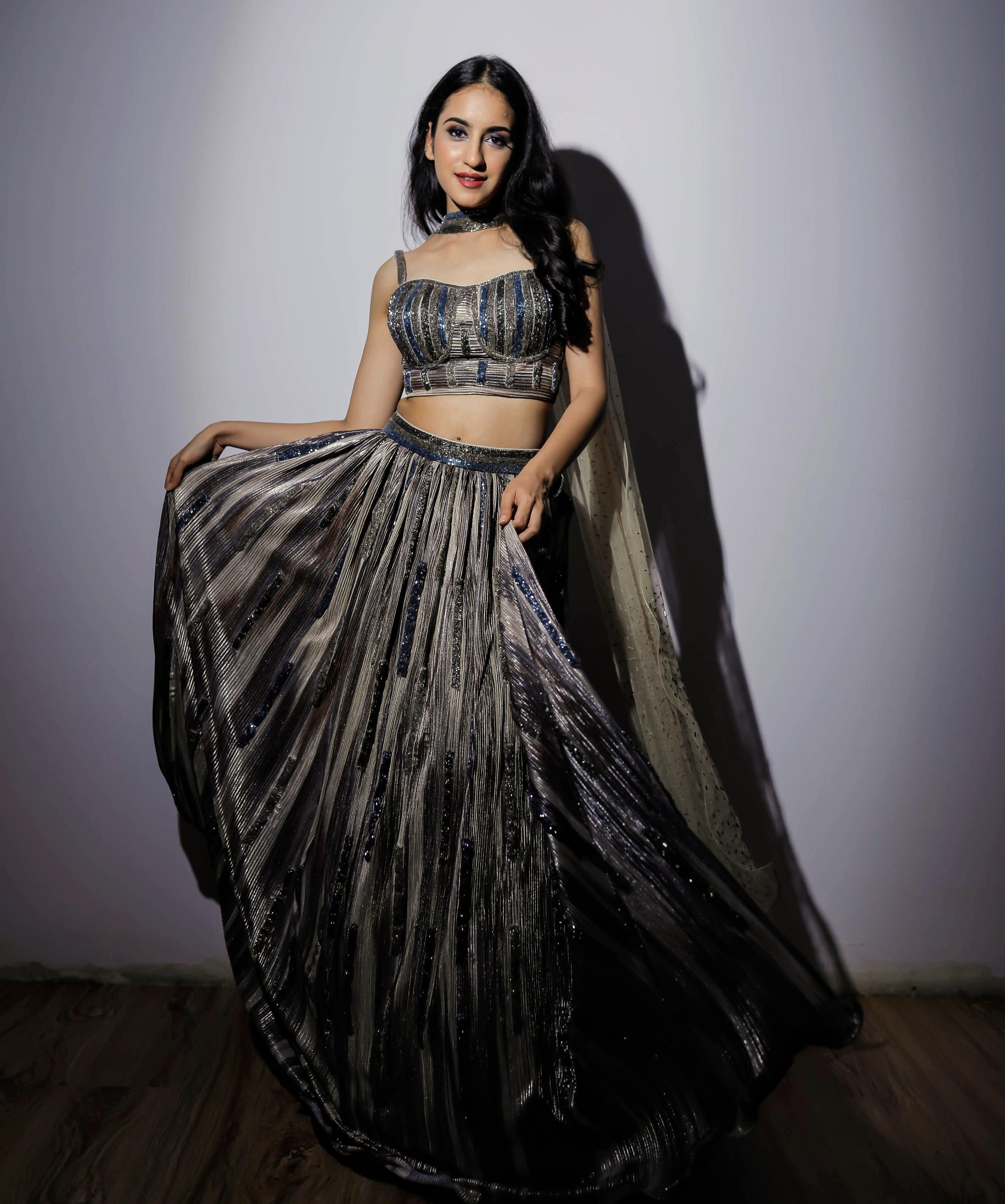 Kiara Advani's silver Manish Malhotra lehenga sari came with a  crystal-studded blouse | VOGUE India